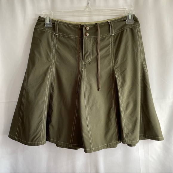 Athleta Green Flowy Low-Rise Athletic Skort Y2K 2000s School Girl Preppy - Picture 1 of 6
